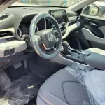 Toyota Highlander 2023 White Color 2.5L petrol///Hybrid Awd with RADAR and Electric back door - Thumbnail 6