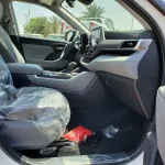 Toyota Highlander 2023 White Color 2.5L petrol///Hybrid Awd with RADAR and Electric back door - Thumbnail 8