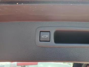 Toyota Highlander 2023 White Color 2.5L petrol///Hybrid Awd with RADAR and Electric back door