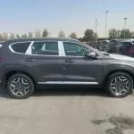 Hyundai Santafee 2.5 petrol Full Option 4*4 2023 Grey color ONLY FOR EXPORT - Thumbnail 1