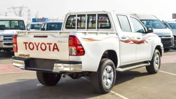 TOYOTA HILUX 2.4L AT WITH DIFFLOCK 2022