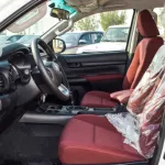 TOYOTA HILUX 2.4L AT WITH DIFFLOCK 2022 - Thumbnail 11