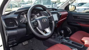 TOYOTA HILUX 2.4L AT WITH DIFFLOCK 2022
