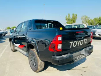 TOYOTA HILUX 4.0 L GRS BLACK 2023