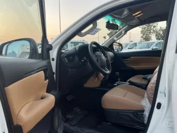 TOYOTA FORTUNER 2.7 AT CLIMATE CONTROL 2023