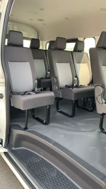TOYOTA HIACE 3.5 MT HIGHROOF WHITE 2023