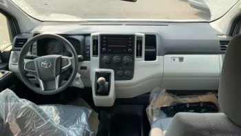 TOYOTA HIACE 3.5 MT HIGHROOF WHITE 2023