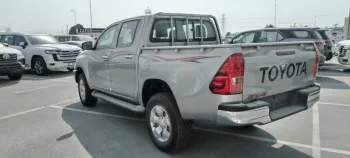 TOYOTA HILUX 2.4 AT DIFFLOCK SILVER 2023