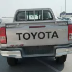 TOYOTA HILUX 2.4 AT DIFFLOCK SILVER 2023 - Thumbnail 5