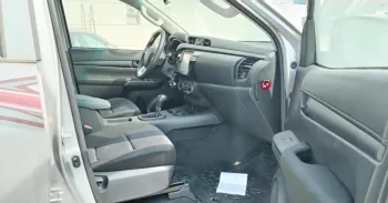 TOYOTA HILUX 2.4 AT DIFFLOCK SILVER 2023