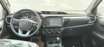 TOYOTA HILUX 2.4 AT DIFFLOCK SILVER 2023