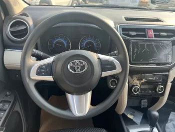 TOYOTA RUSH 1.5 AT BRONZE 2023