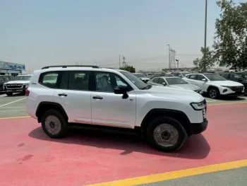 Toyota Land Cruiser LC300 GR 3.3L Diesel 2022