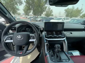 Toyota Land Cruiser LC300 GR 3.3L Diesel 2022