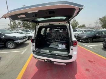 Toyota Land Cruiser LC300 GR 3.3L Diesel 2022