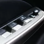 Suzuki Swift 1.2L AT Petrol GLX Full Option 2022 - Thumbnail 17