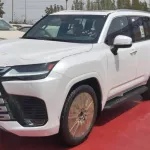 Lexus LX 600 VIP 2022 - Thumbnail 2
