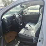 New Isuzu Pick up 2.5L M/T 4X2 - Thumbnail 8