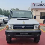 Toyota Land Cruiser Pick Up 4 doors 4.5L v8 diesel - Thumbnail 1