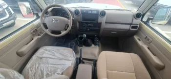 Toyota Land Cruiser Pick Up 4 doors 4.5L v8 diesel