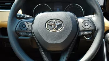 Toyota RAV4 2.0L 4x4 Full Option