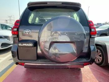 Toyota Prado TXL 4.0L / V6 spare up 4WD / 2022