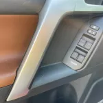 Toyota Prado TXL 4.0L / V6 spare up 4WD / 2022 - Thumbnail 17