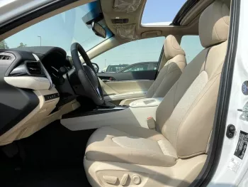 Toyota Camry Hybrid GLE 2022 , 2.5L