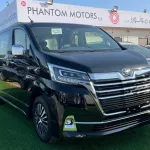 Toyota Granvia 2023 Premium 3.5L ,6 seat ,360cam , full option - Thumbnail 1