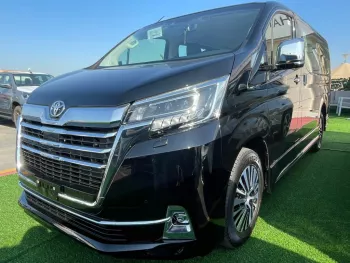 Toyota Granvia 2023 Premium 3.5L ,6 seat ,360cam , full option