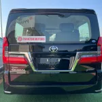 Toyota Granvia 2023 Premium 3.5L ,6 seat ,360cam , full option - Thumbnail 6