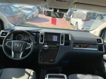 Toyota Granvia 2023 Premium 3.5L ,6 seat ,360cam , full option