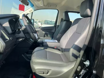 Toyota Granvia 2023 Premium 3.5L ,6 seat ,360cam , full option