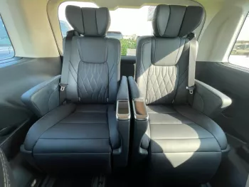 Toyota Granvia 2023 Premium 3.5L ,6 seat ,360cam , full option