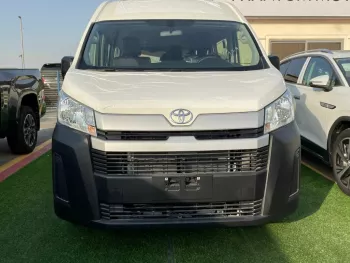 2022 Van High Roof Toyota Hiace 3.5L , 13 seats , 3 point seat belt