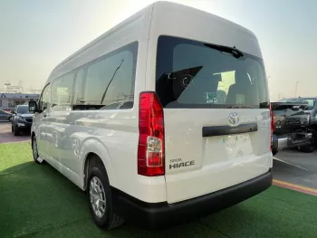 2022 Van High Roof Toyota Hiace 3.5L , 13 seats , 3 point seat belt