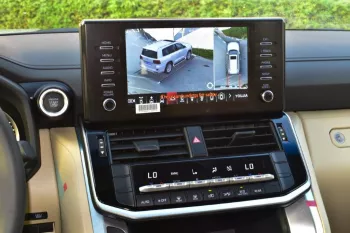 2022 MODEL TOYOTA LAND CRUISER 300 GXR V6 3.3L DIESEL TWIN TURBO AUTOMATIC TRANSMISSION