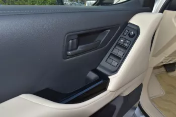 2022 MODEL TOYOTA LAND CRUISER 300 GXR V6 3.3L DIESEL TWIN TURBO AUTOMATIC TRANSMISSION