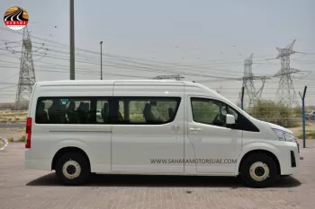 2022 MODEL TOYOTA HIACE HIGH ROOF GL 2.8L  DIESEL 13  SEATER MANUAL TRANSMISSION