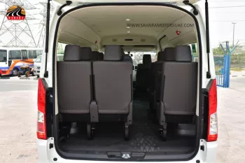 2022 MODEL TOYOTA HIACE HIGH ROOF GL 2.8L  DIESEL 13  SEATER MANUAL TRANSMISSION