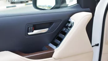Toyota Land Cruiser L4 GXR | Twin Turbo | 3.5L V6 | 2022 | Petro