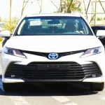 Toyota Camry Hybrid GLE 2.5L - Thumbnail 1