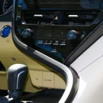 Toyota Camry Hybrid GLE 2.5L - Thumbnail 15