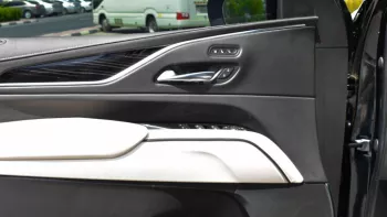 Cadillac Escalade Sport | 6.2L 4WD V8 | 2022 |