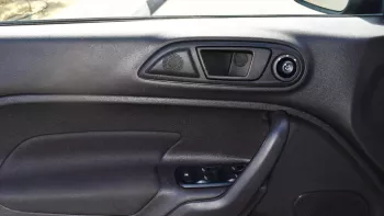 Ford fiesta Sedan 4Cyl FWD 2019