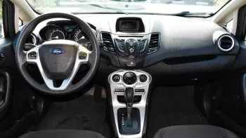 Ford fiesta Sedan 4Cyl FWD 2019
