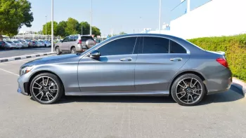 Mercedes Benz C-Class C300 2019