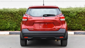 Nissan kicks 2018 FWD 5 Doors 4Cyl