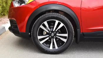 Nissan kicks 2018 FWD 5 Doors 4Cyl