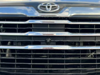 TOYOTA GRANVIA 2.8L DIESEL VIP PREMIUM 6 SEATER 2023 MODEL